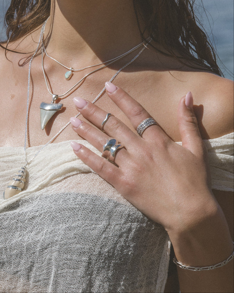 Erea Jewelry Dented Ring