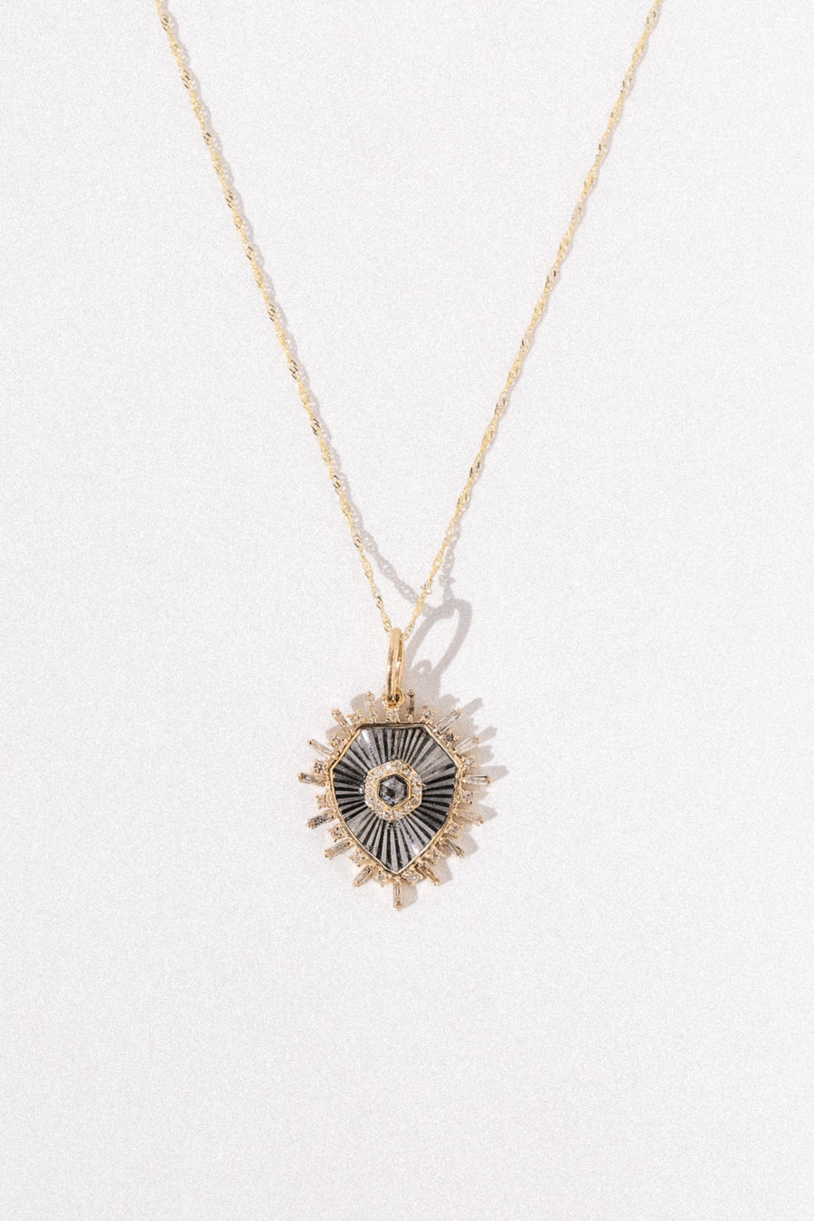 Tresor Jewelry Hexagon / 18 Inches 14kt Crown Center Pavé Diamond Necklace