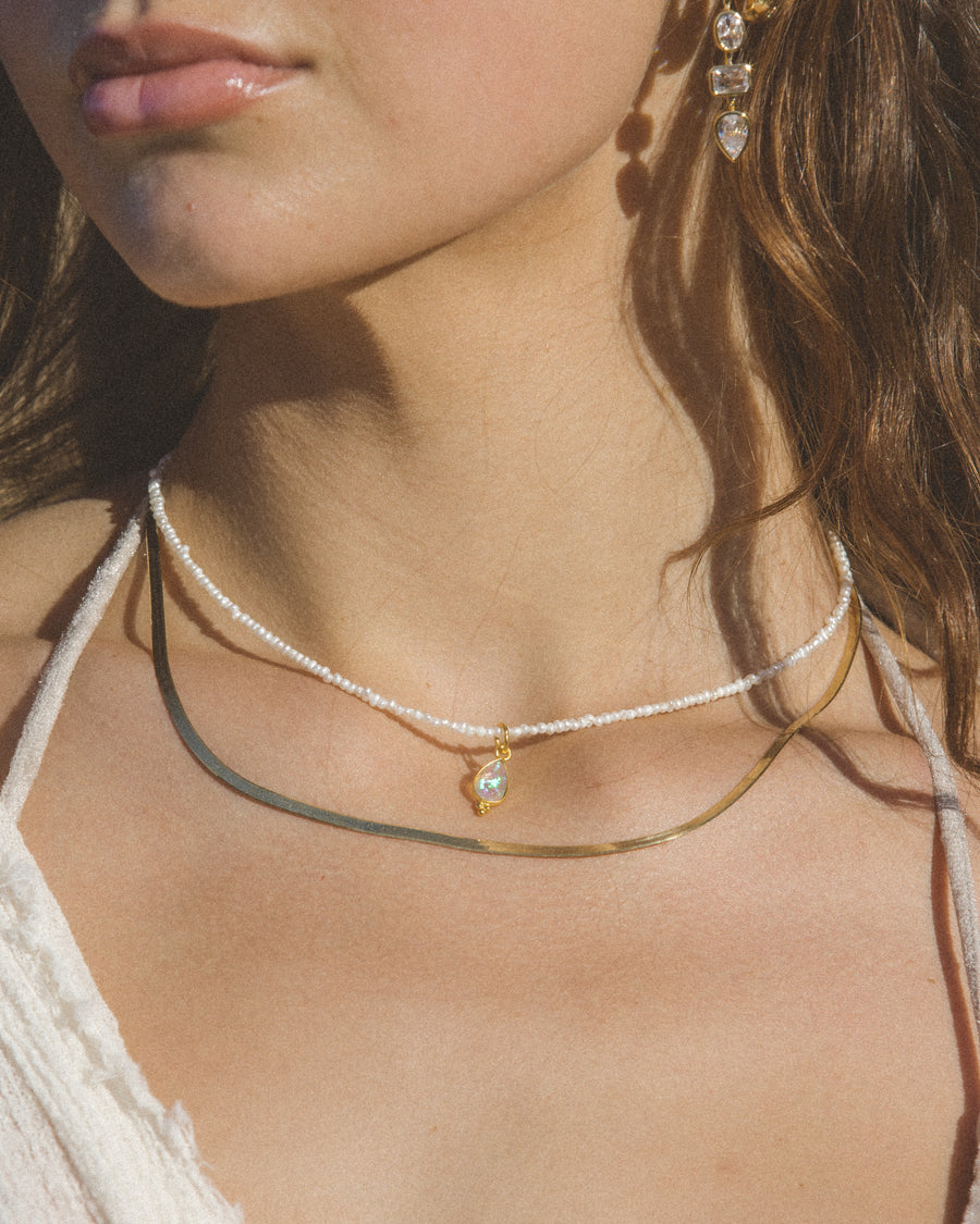 Donna Italiana Jewelry Gold / 15 Inches 9K Divine Opal Necklace