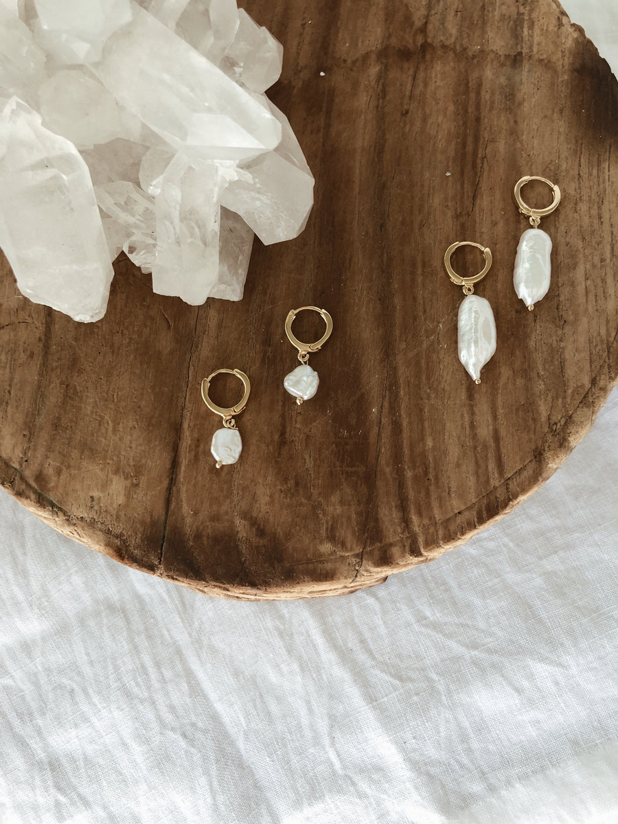 Dona Italia Jewelry Gold / Medium Alexandria Medium Pearl Earrings