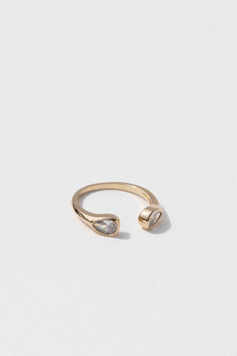 Monplaisir Fashion Jewelry Brisa CZ Ring