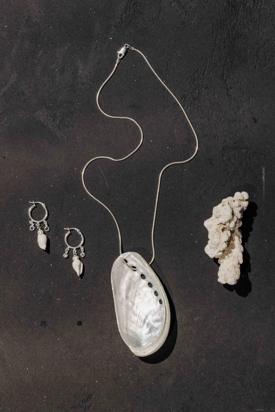 CGM Jewelry Silver Kona Shell Earrings .:. Silver