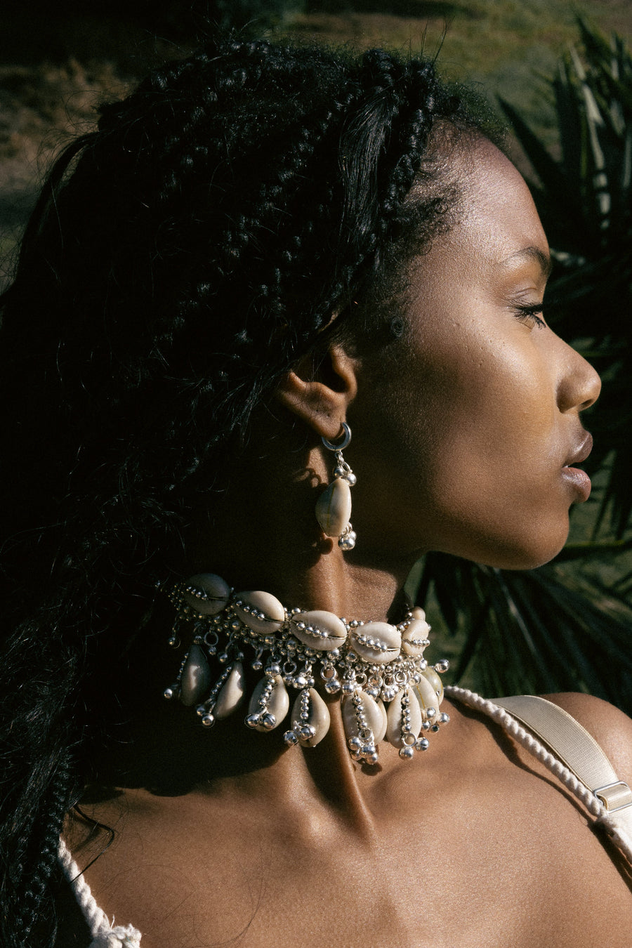 Child of Wild Jewelry Silver / 16 Inches Lakshmi Shell Choker