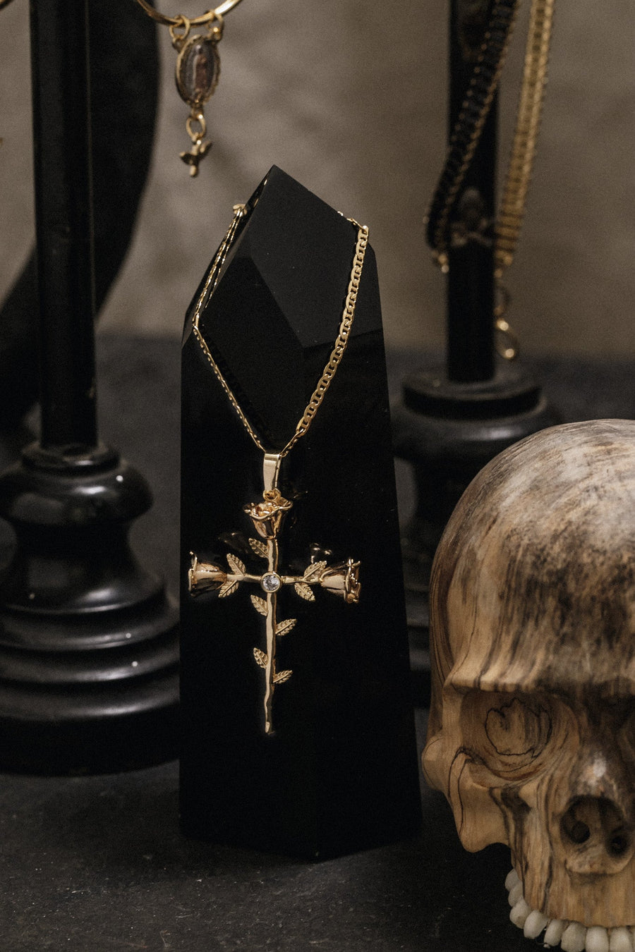 Dona Italia Jewelry Gold / 16 Inches Rosa Sacra Necklace
