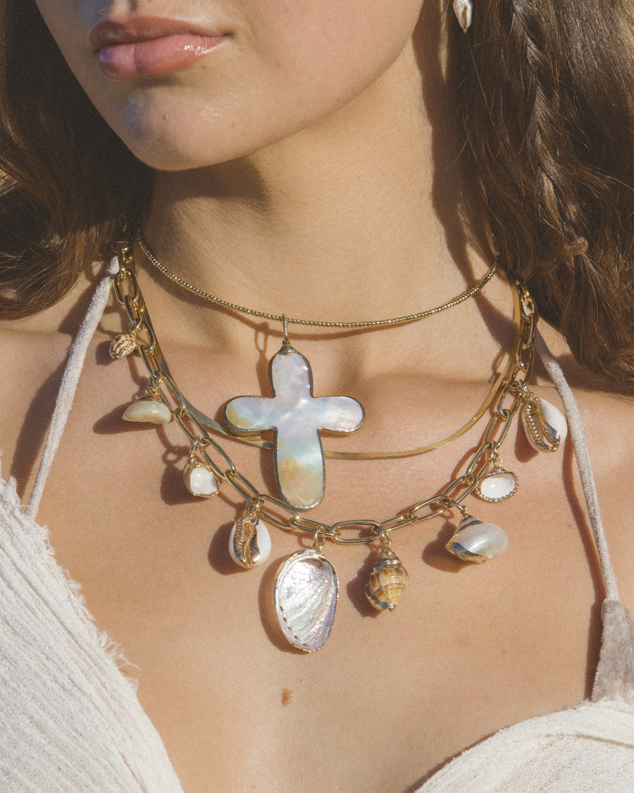 Donna Italiana Jewelry Gold / 11 Inches Shellsong Mother of Pearl Cross Collar