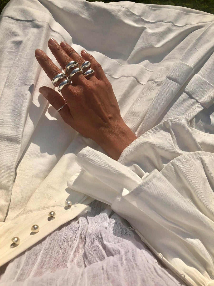 De la Fuente Jewelry Sultry Ring .:. Silver