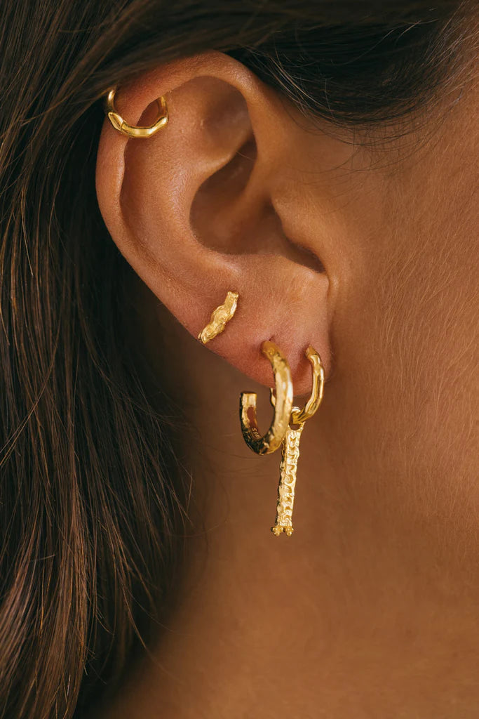 Wildthings Collectables Jewelry Wanderlust Hammered Hoop Earrings .:. Gold