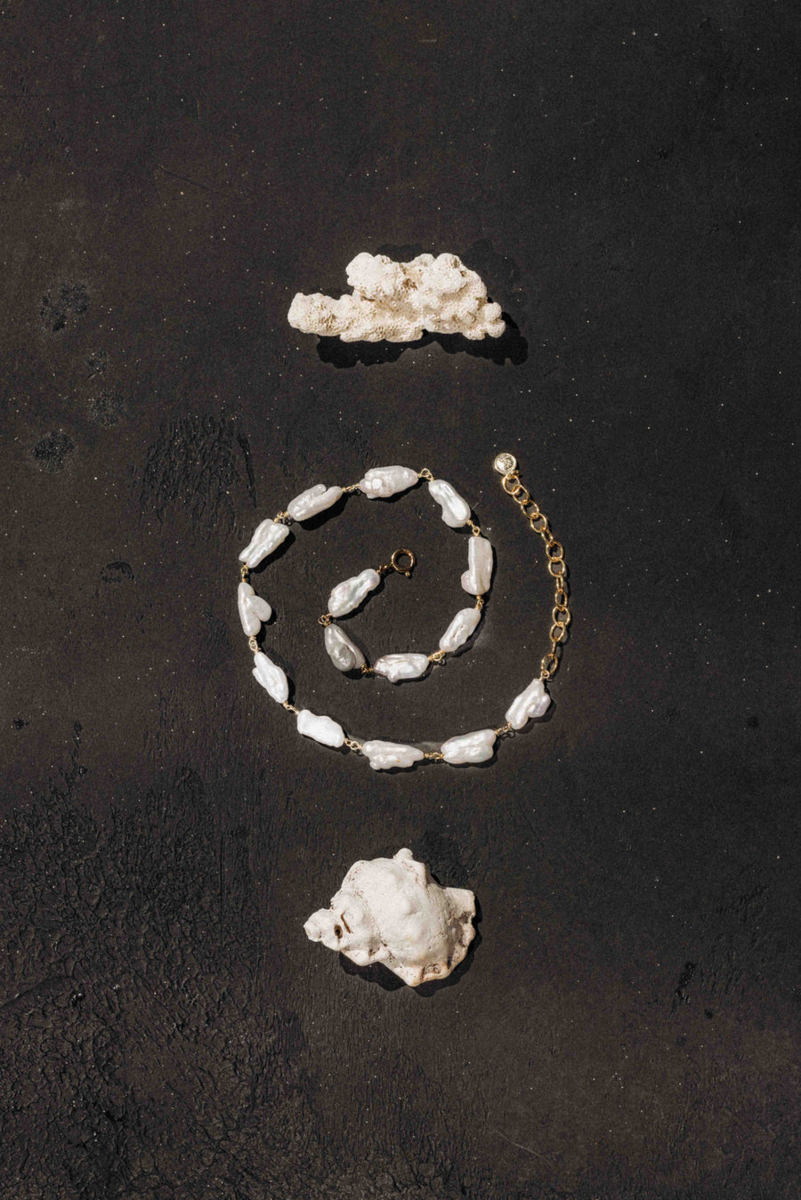 Tresor Jewelry Gold / 14 inches Windansea Pearl Necklace