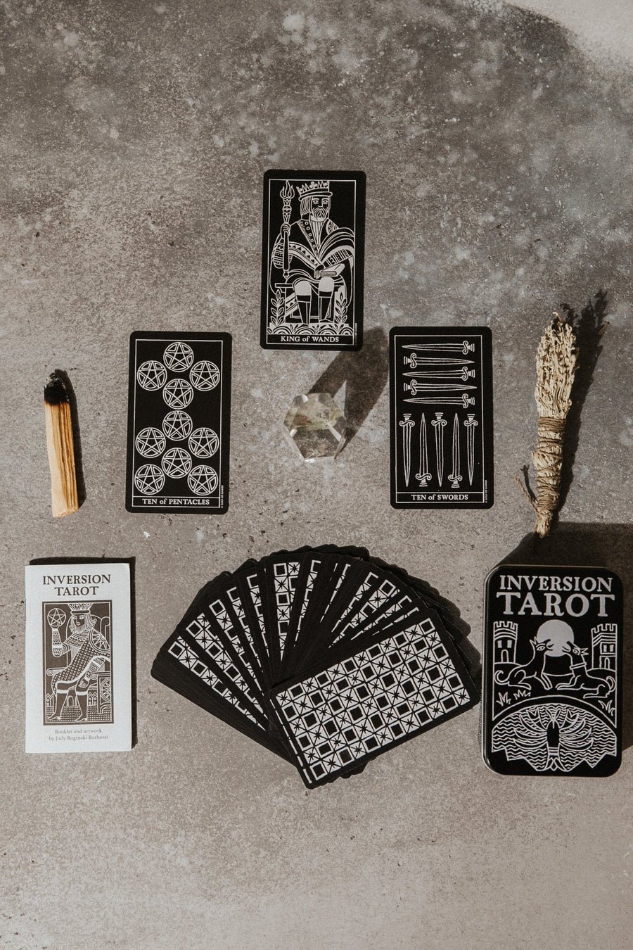 Inversion Tarot Inversion Tarot Deck – Child of Wild