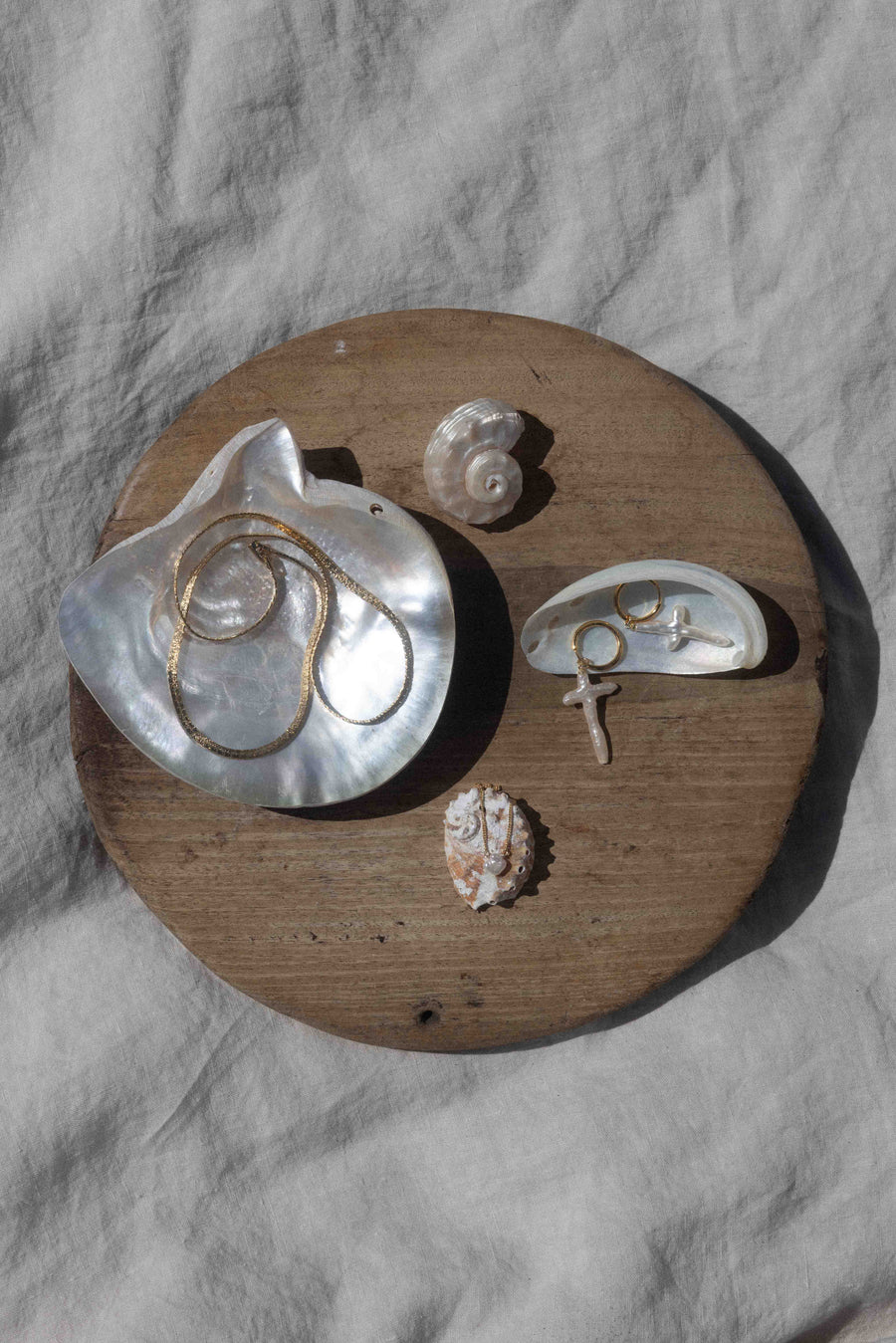 HS Seashells Objects Pearl / FINAL SALE Silverlip Pearl Oyster Dish