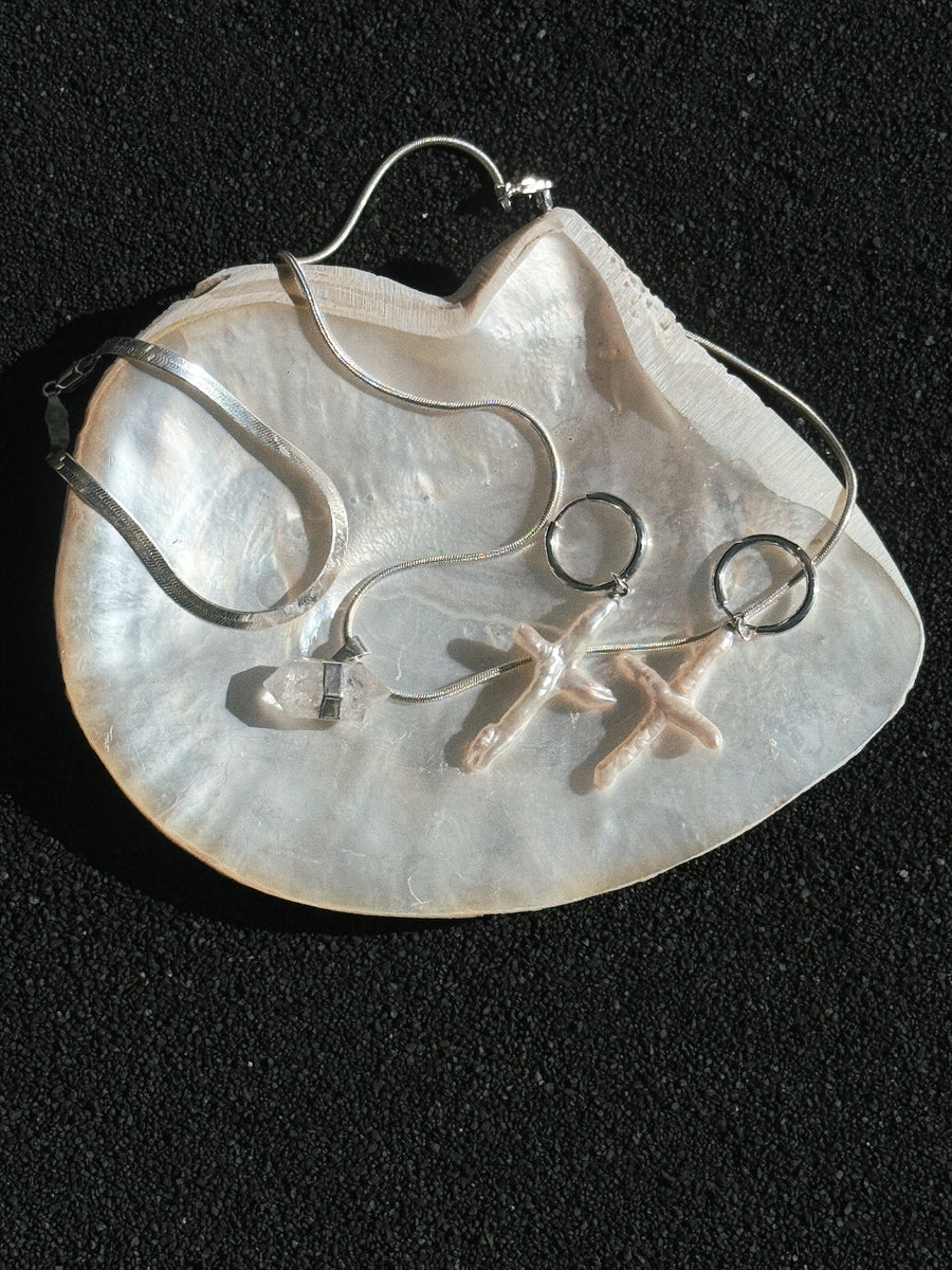 HS Seashells Objects Pearl / FINAL SALE Silverlip Pearl Oyster Dish