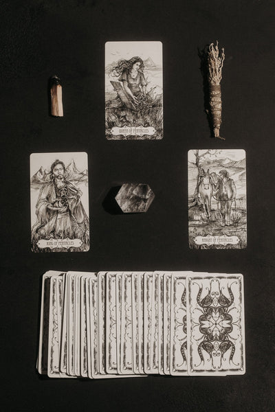 トランプ Abyss Tarot White & Black Tarot of the Abyss - Becca